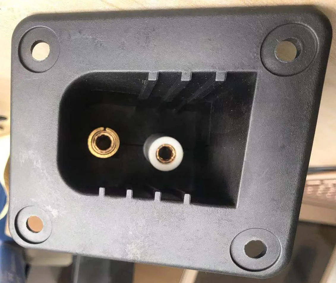 BeAcc 36V PowerWise Charger Receptacle 73051G29 image 2