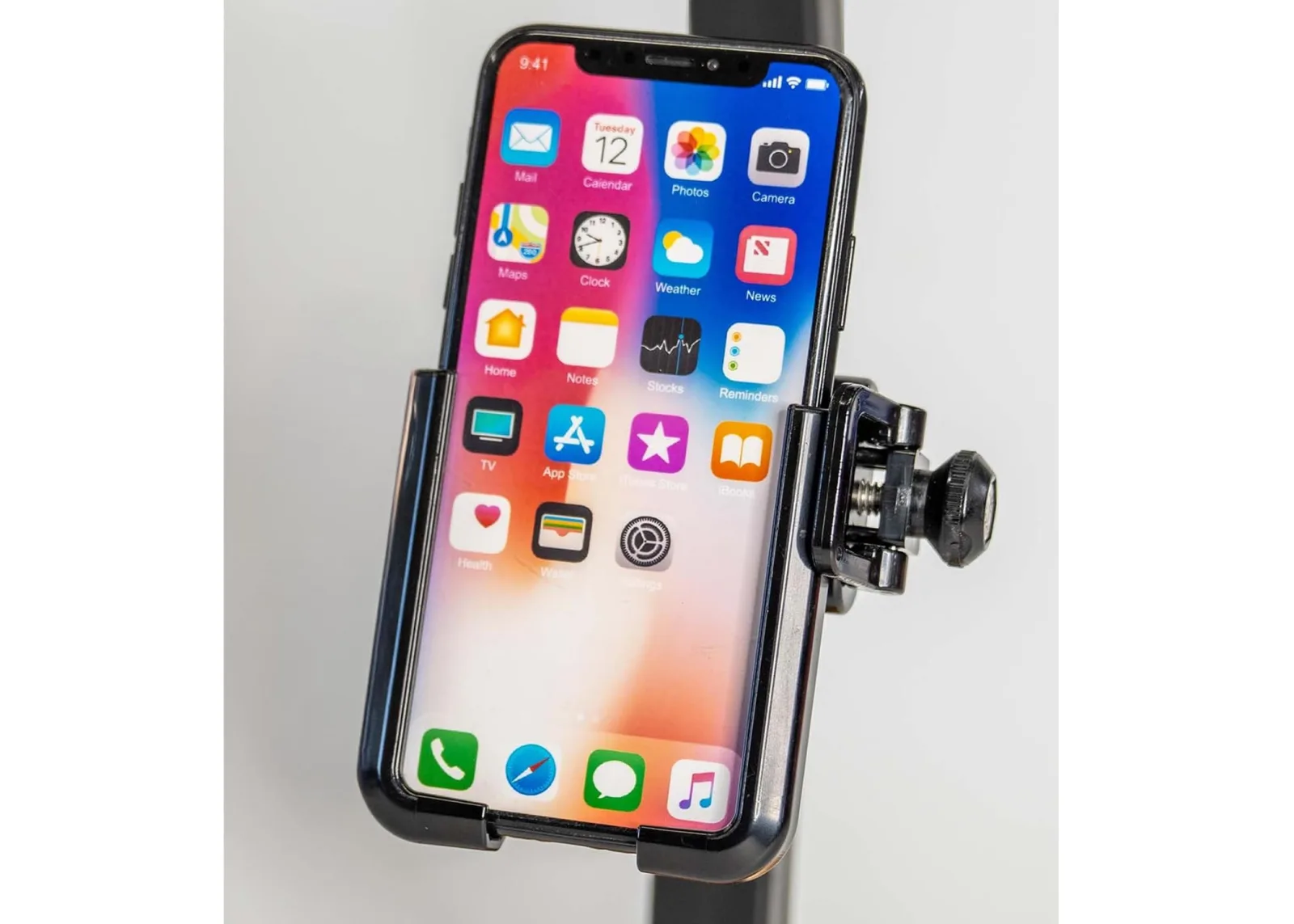 Caddie Buddy Magnetic Golf Cart Phone Mount image 4