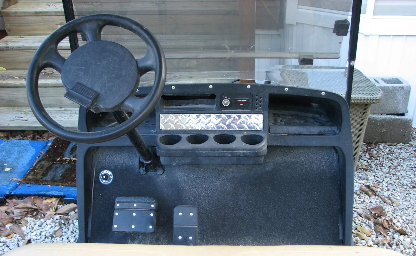 E-Z-GO Marathon, Medalist & TXT Diamond Plate Dash Cover