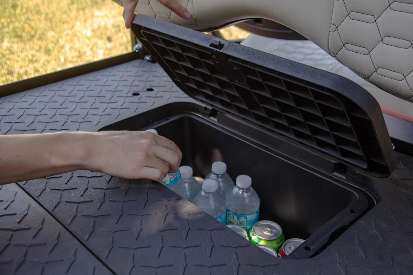 GTW MACH3 Rear Seat Storage Box / Cooler Insert - Part 01-250 image 3