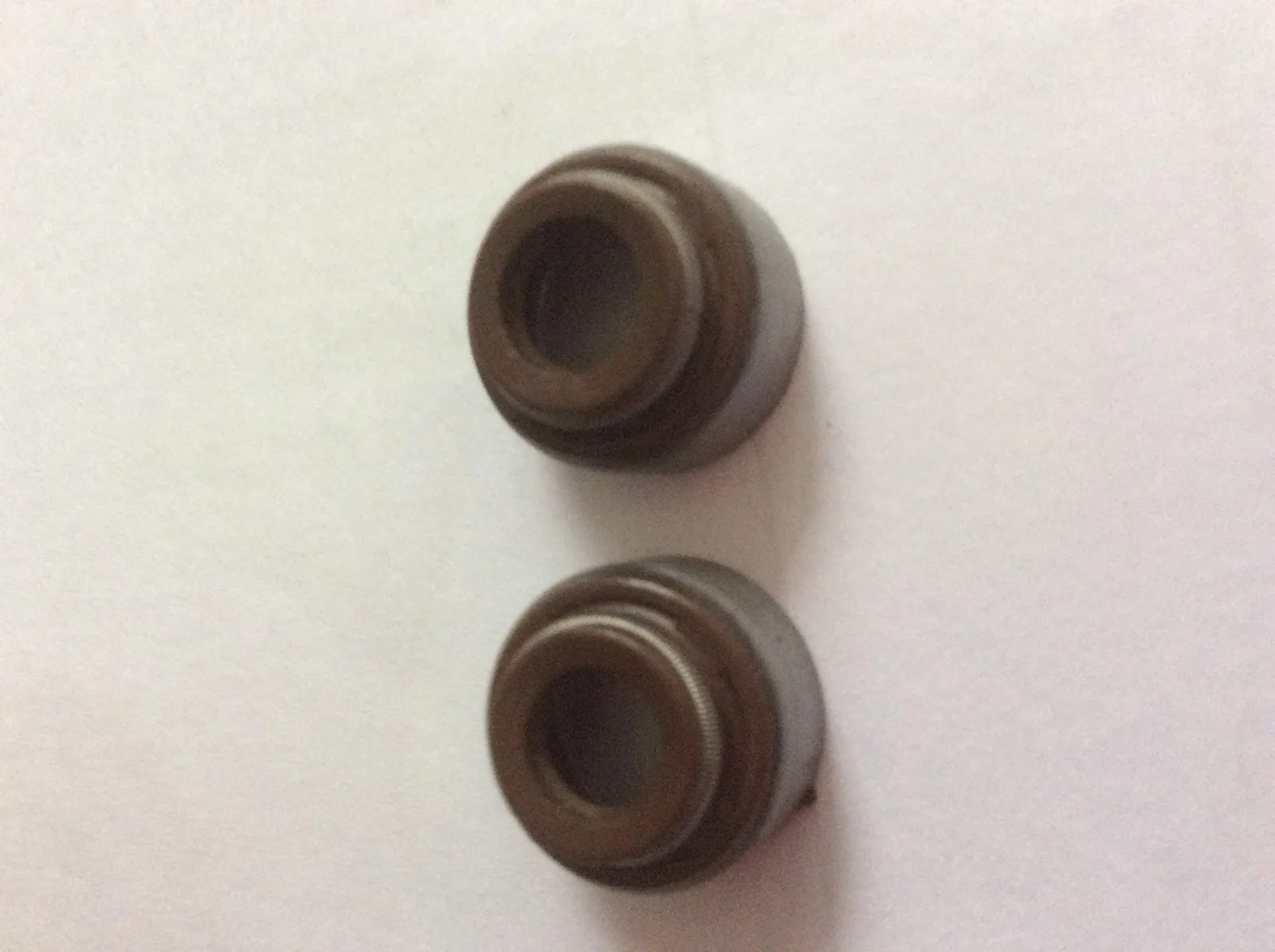 Eagle Valve Stem Seal (Pack of 2) for Club Car DS & Precedent Gas 1992-2003 image 2