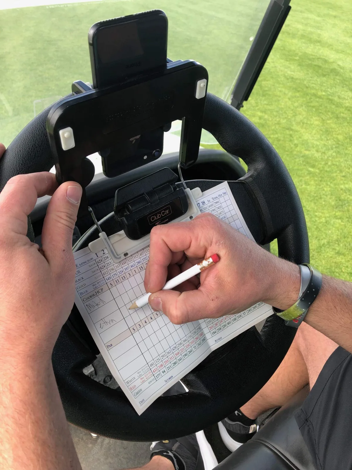 Caddie Buddy Golf Cart Steering Wheel Phone Mount image 4