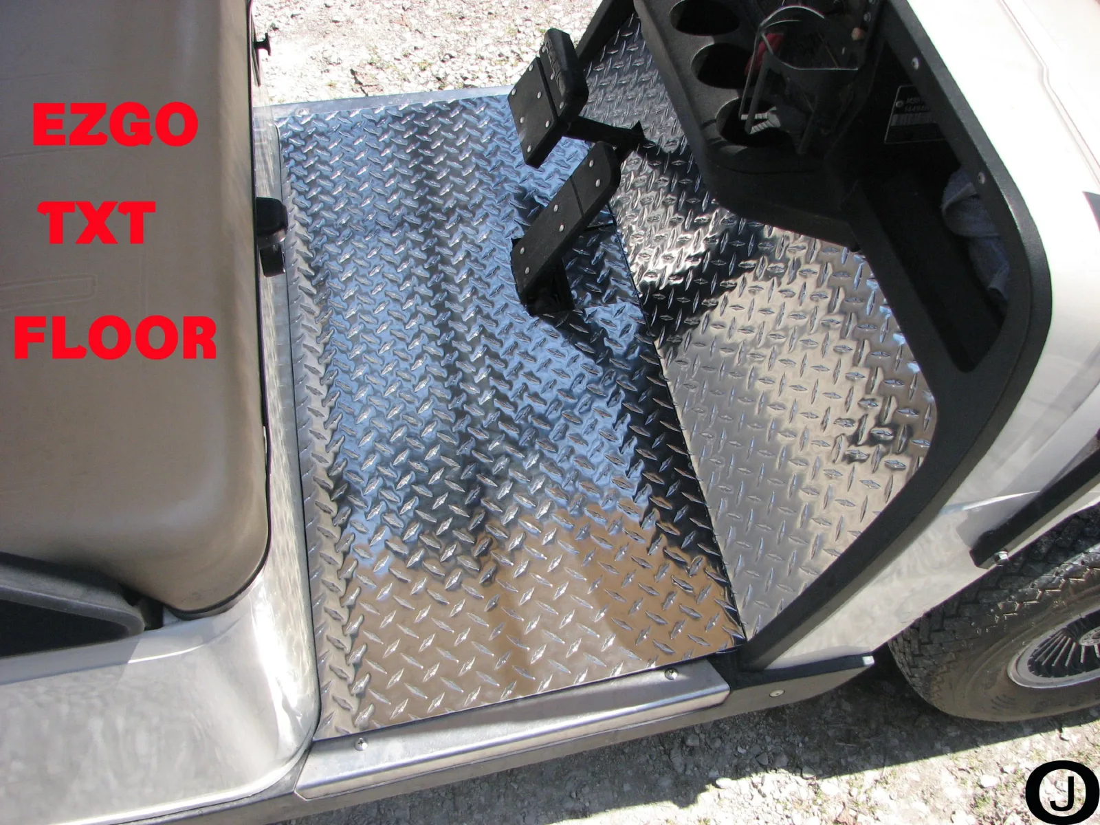 J & O Carts Parts E-Z-GO TXT Diamond Plate Floor (1994.5–2013) image 2
