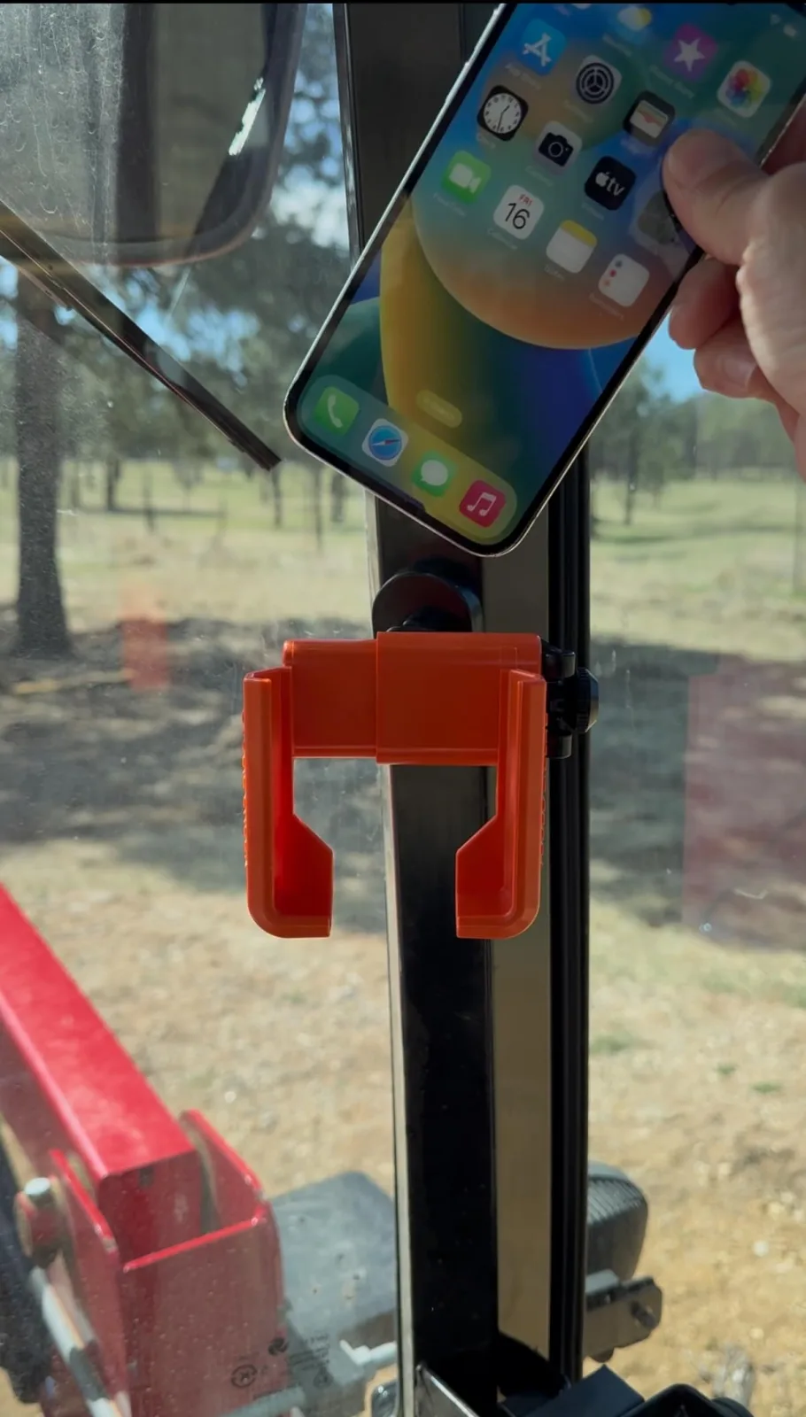 Caddie Buddy Magnetic Phone Mount for Golf Carts
