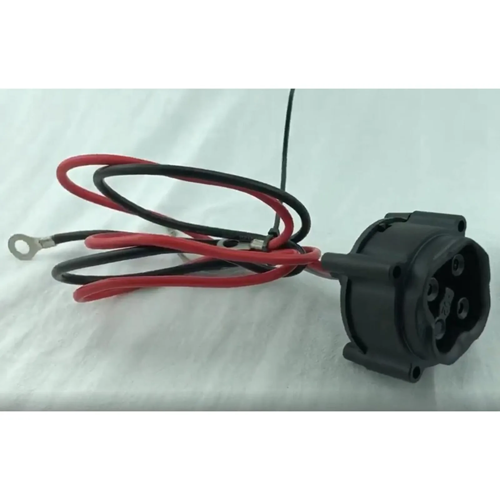 Wuden 48V Golf Cart Charger Receptacle JW2-H6181-02 image 4