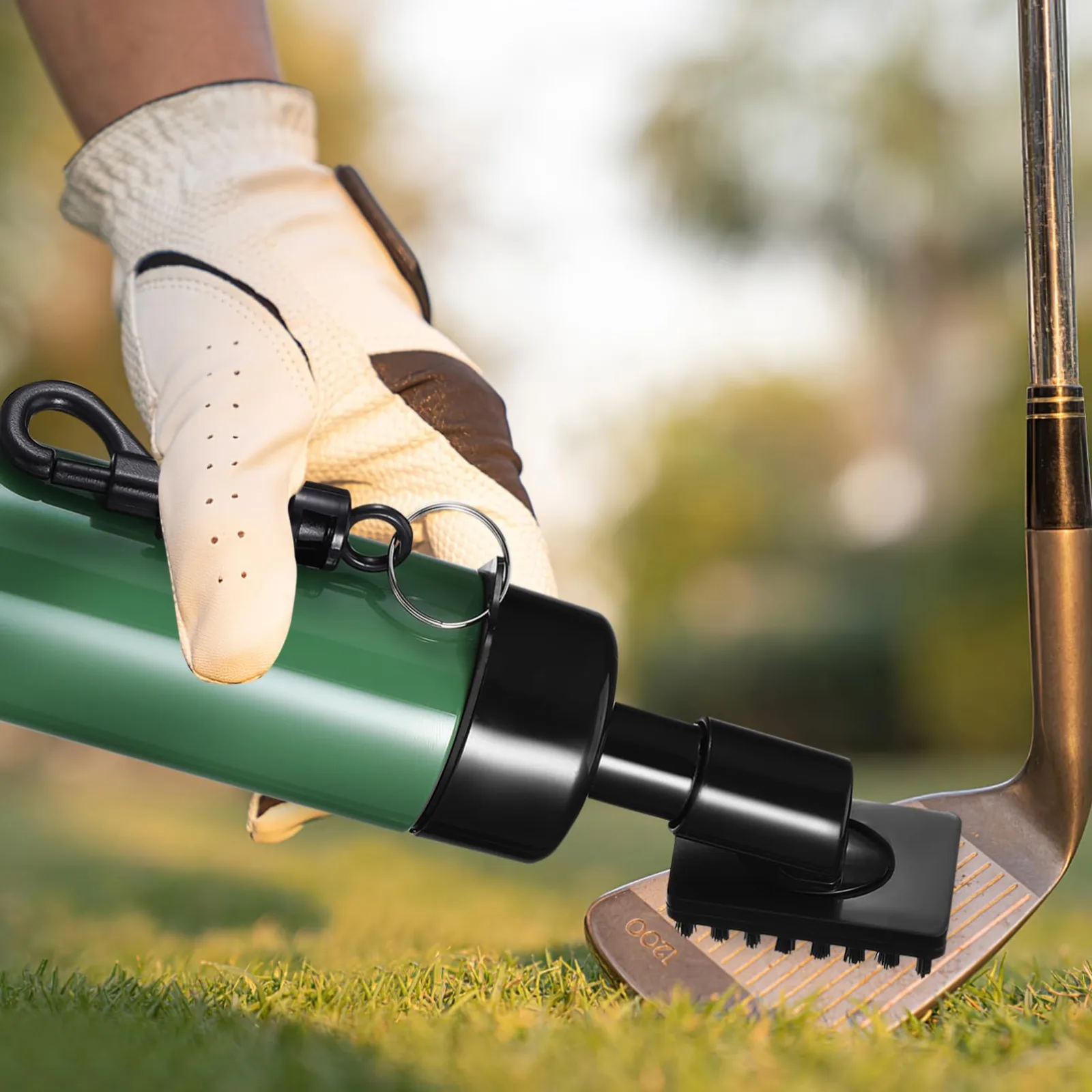 LAPYAPPE Portable Golf Club Cleaning Brush with Cloths image 3