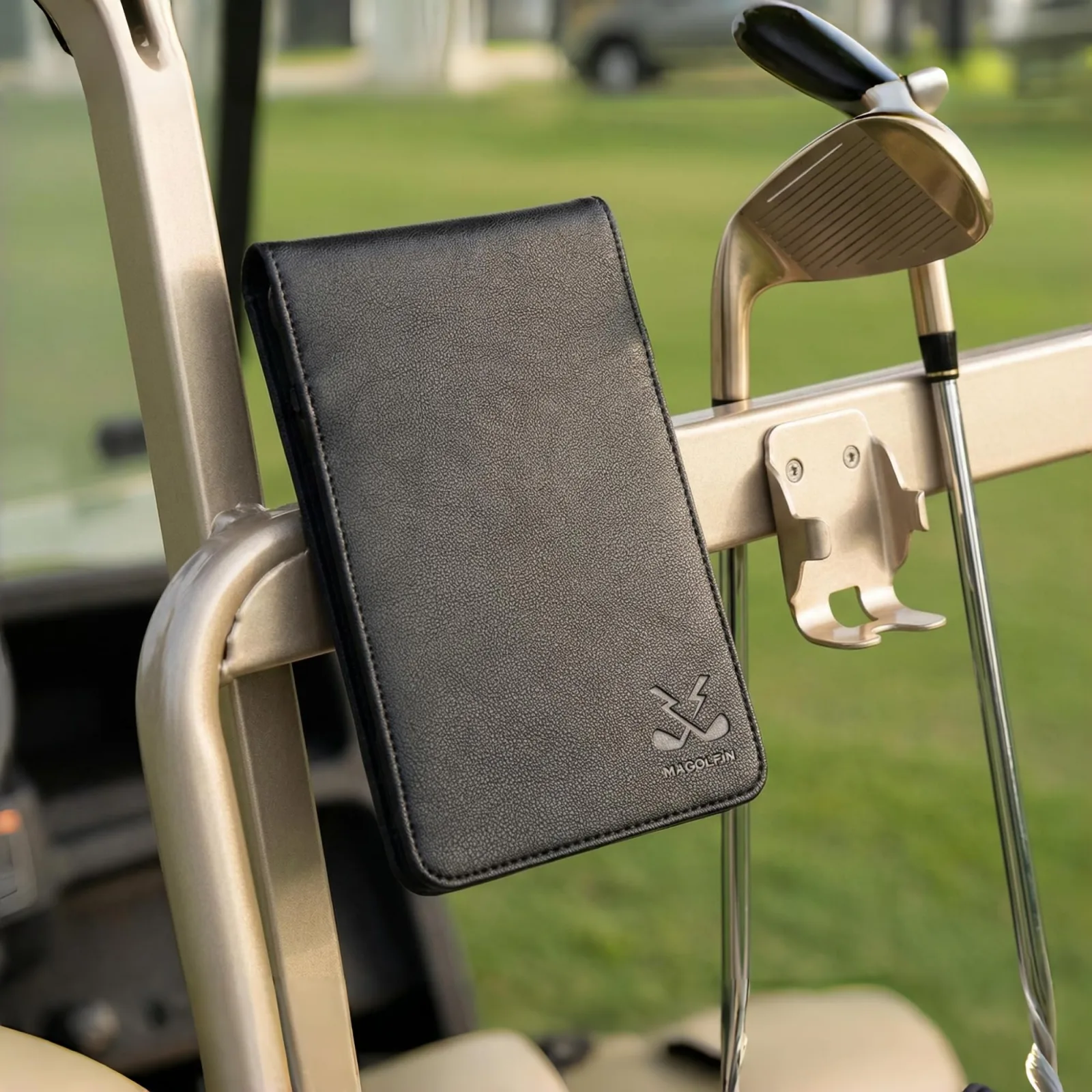 MAGOLFIN Magnetic Leather Golf Scorecard Holder