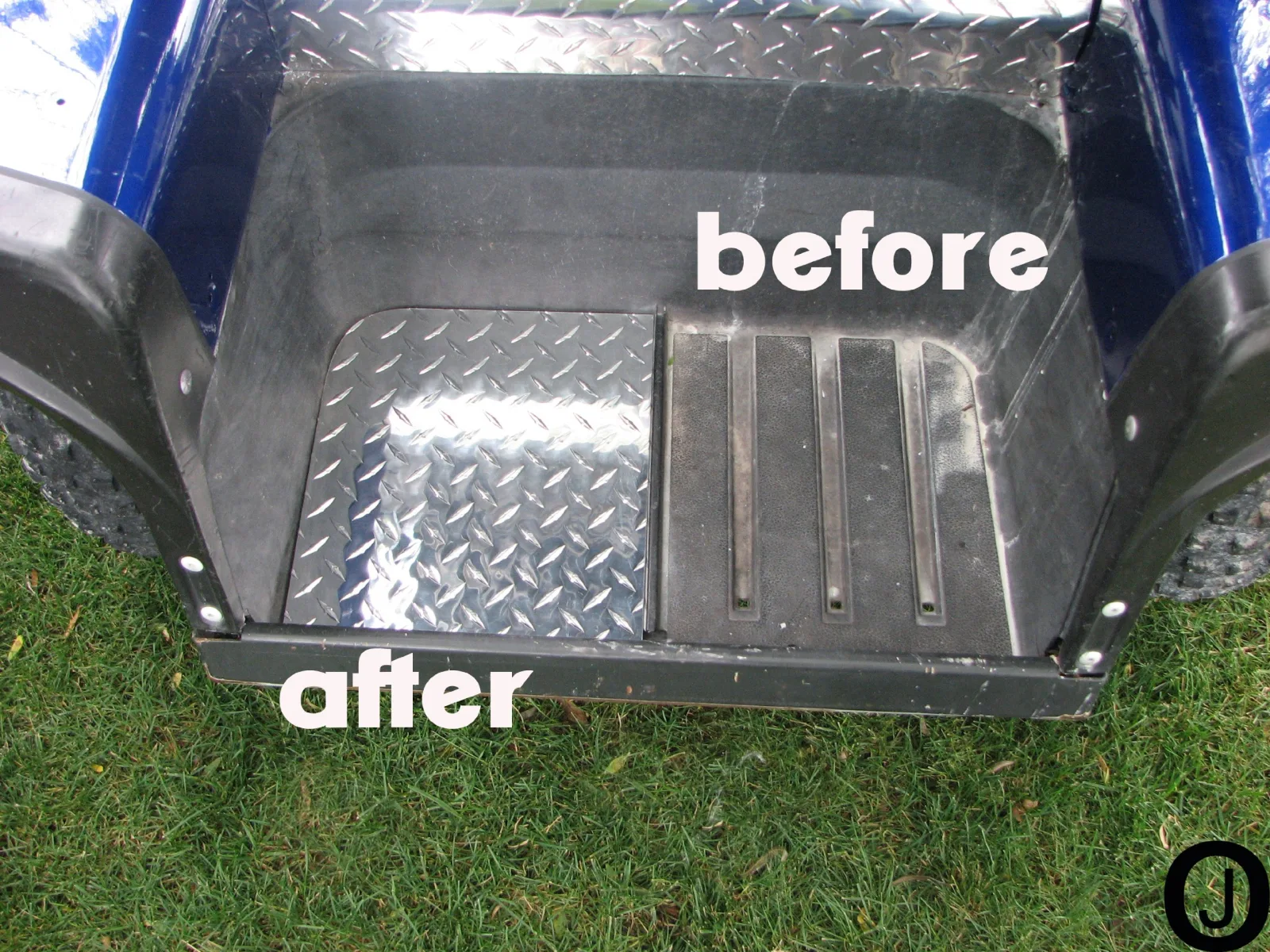 E-Z-GO Marathon Diamond Plate Bag Well Liner image 4