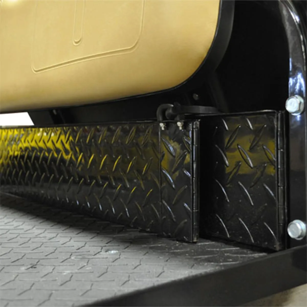 MADJAX Genesis 150 Expandable Cargo Box 01-025 image 2